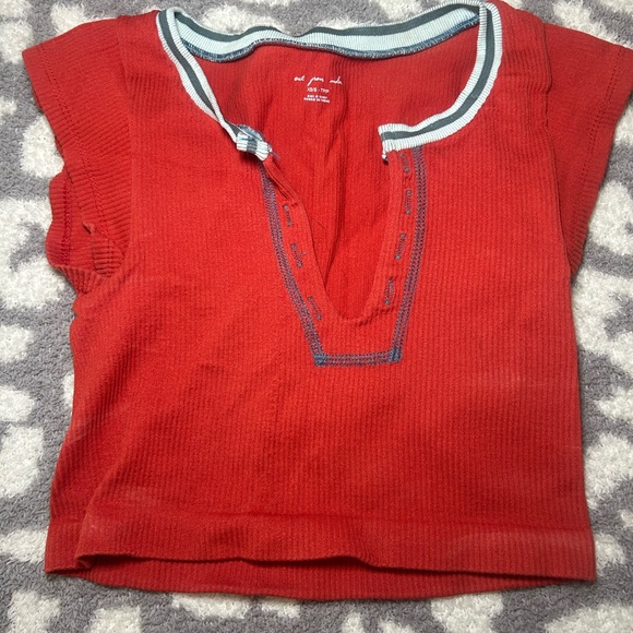 Urban Outfitters crop top - Picture 1 of 1